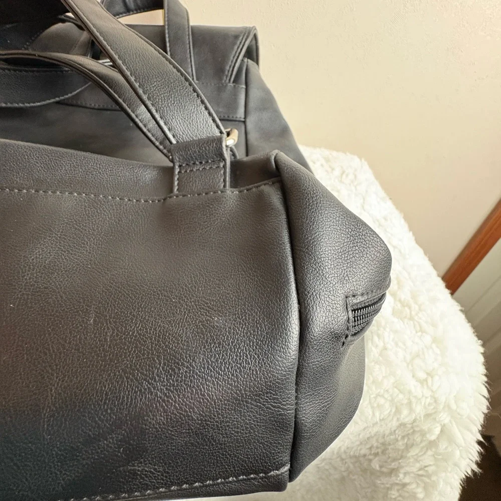 Nine West Black Faux Leather Backpack Women's Adjustable Drawstring Flap Bag